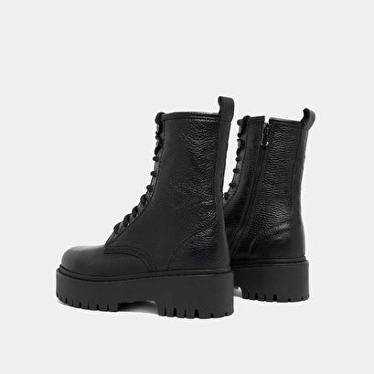 Bottines Robbo à plateformes et lacets en cuir grainé noir | Jonak